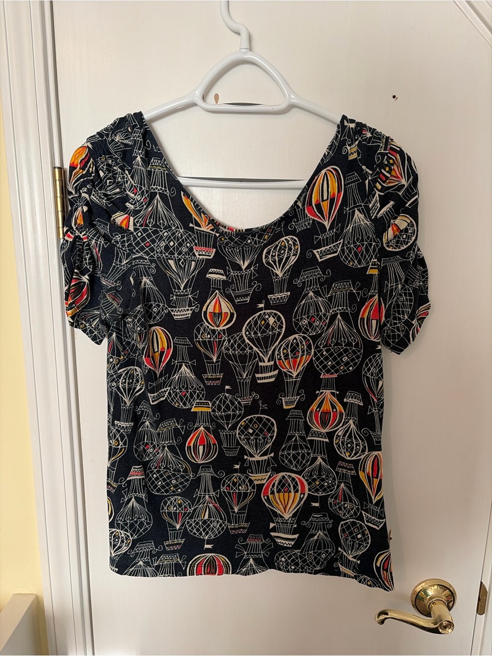 Anthropologie Black Hot Air Balloon Print Short Sleeve Tee